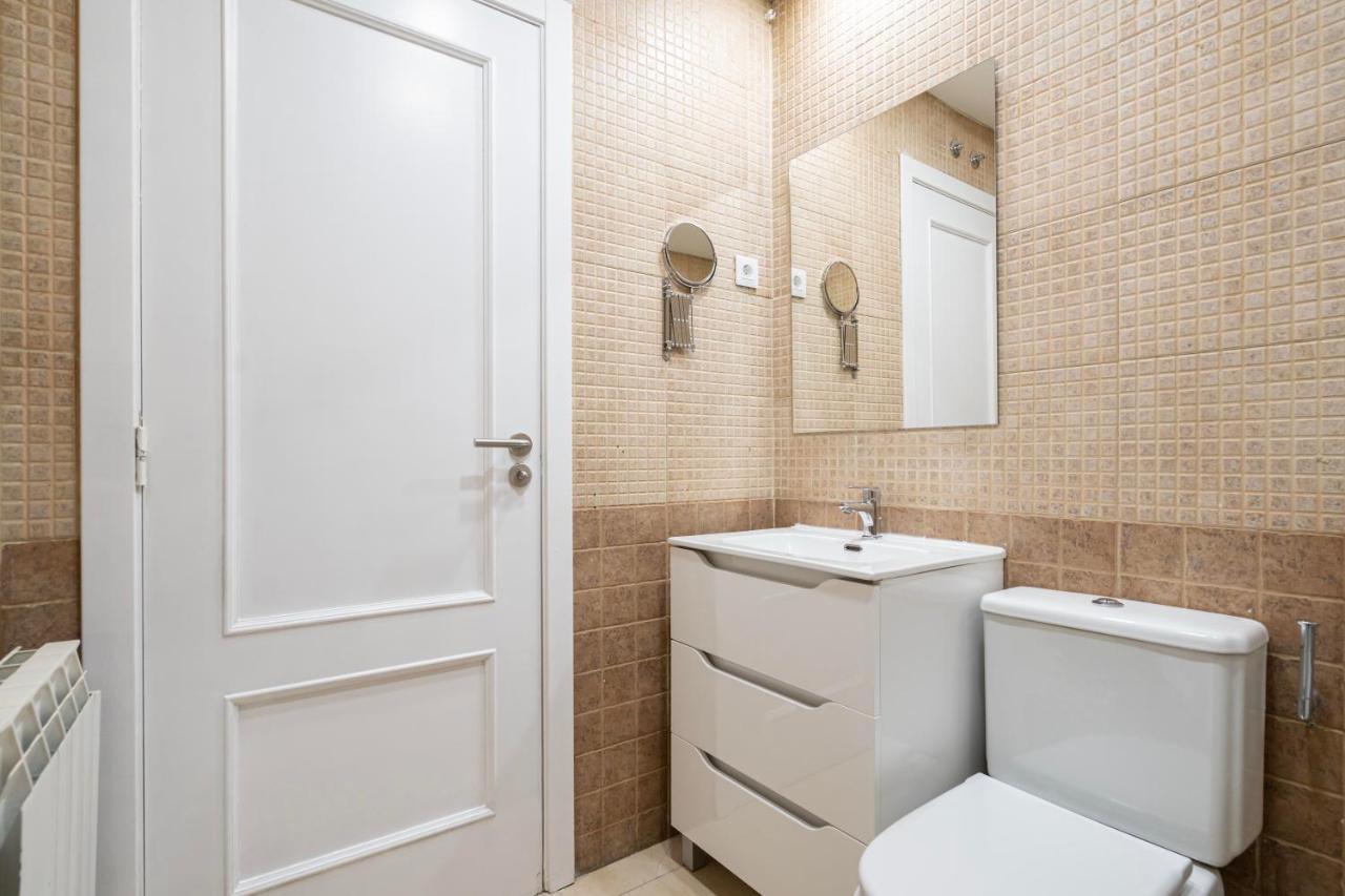 For You Rentals Elegante Y Bonito Apartamento Temporal En El Corazon De Madrid Inf1C מראה חיצוני תמונה